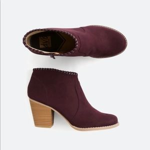 Heeled Bootie - Burgundy